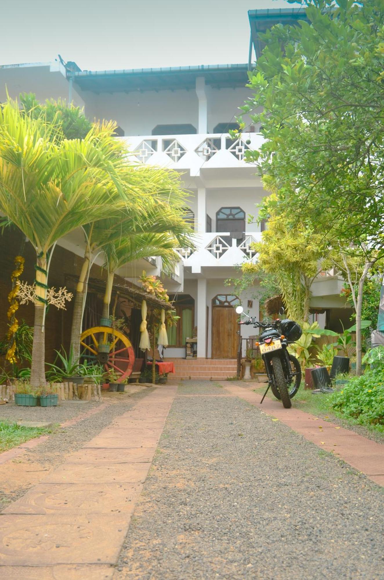 Glow Accommadation Tangalle Extérieur photo